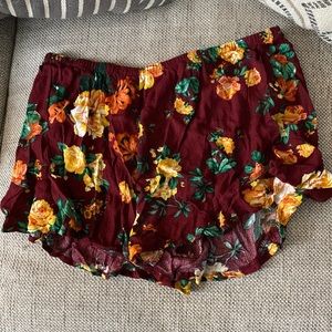 Flowy floral shorts